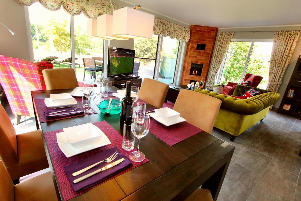 Villa Tee Time เกอห์เรน-เลบบิน ภายนอก รูปภาพ