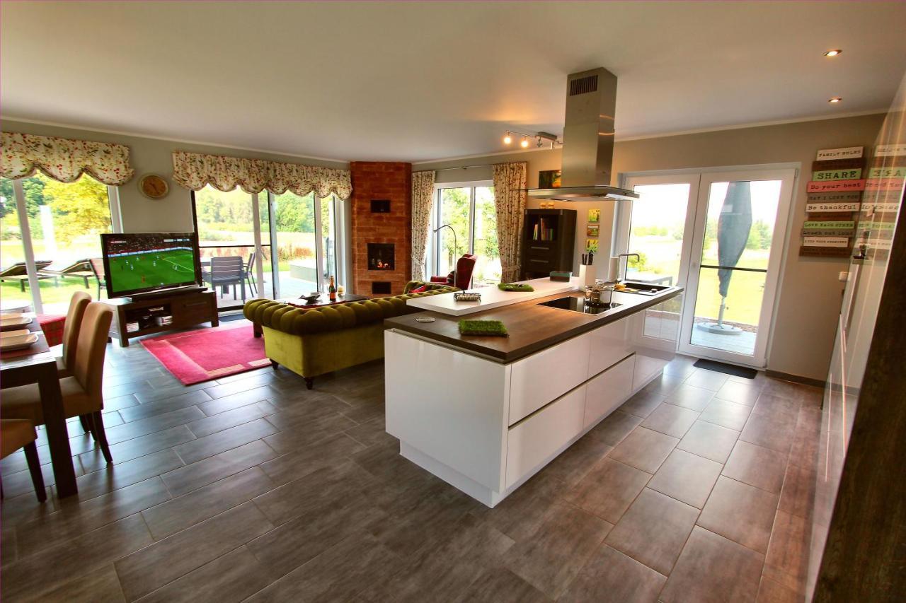 Villa Tee Time เกอห์เรน-เลบบิน ภายนอก รูปภาพ